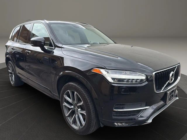 2018 Volvo XC90 Momentum