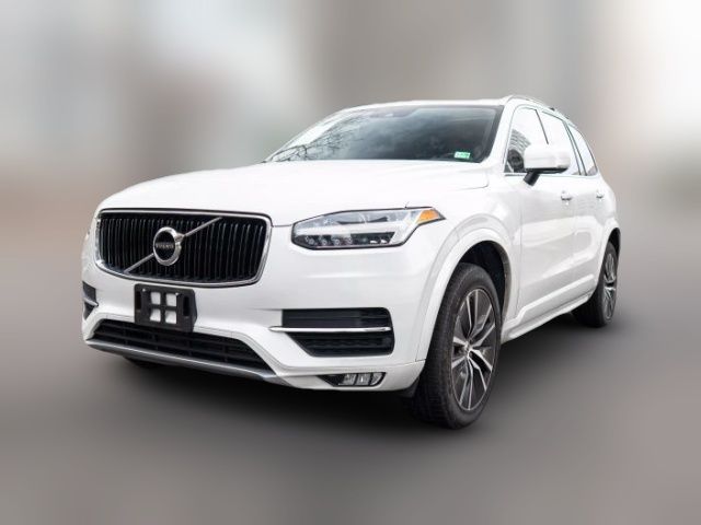 2018 Volvo XC90 Momentum