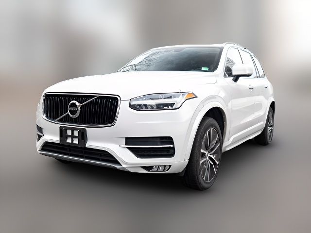 2018 Volvo XC90 Momentum