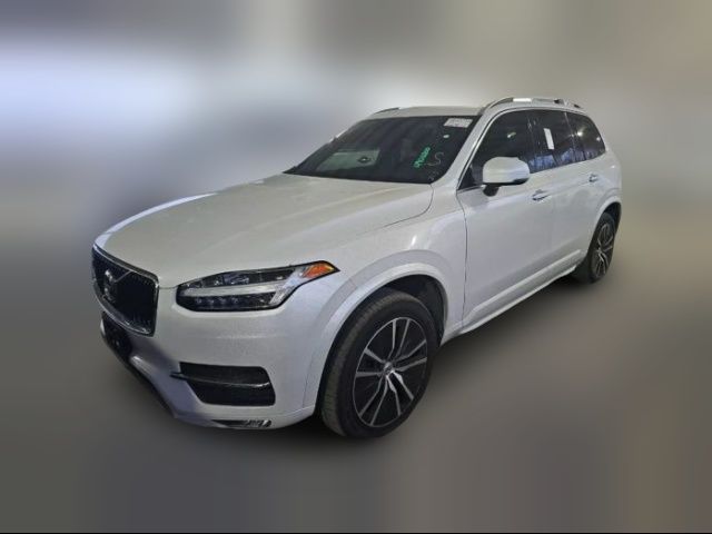 2018 Volvo XC90 Momentum