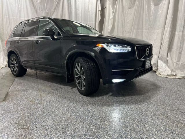 2018 Volvo XC90 Momentum