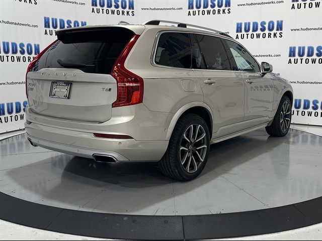 2018 Volvo XC90 Momentum