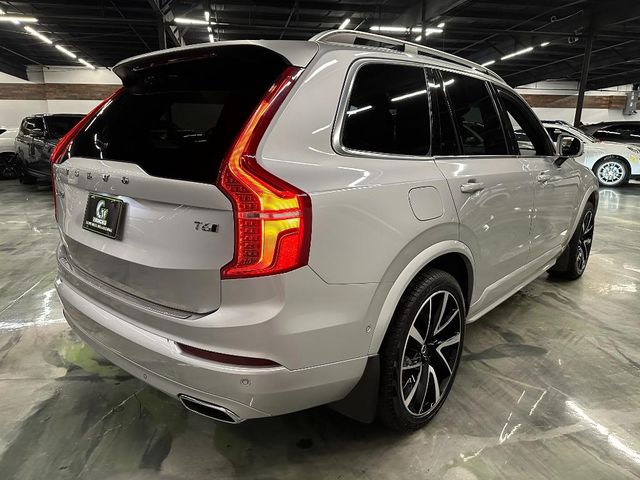 2018 Volvo XC90 Momentum