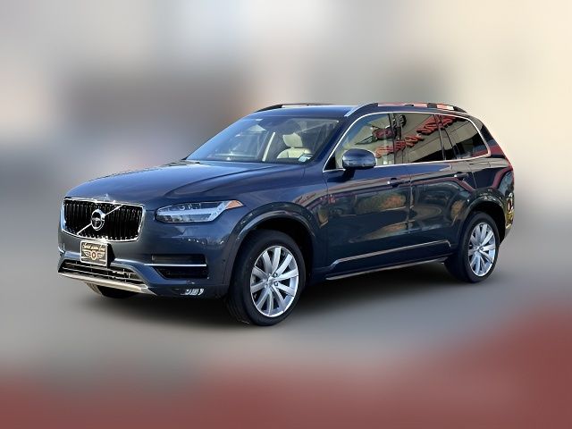 2018 Volvo XC90 Momentum