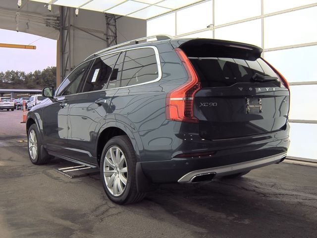 2018 Volvo XC90 Momentum