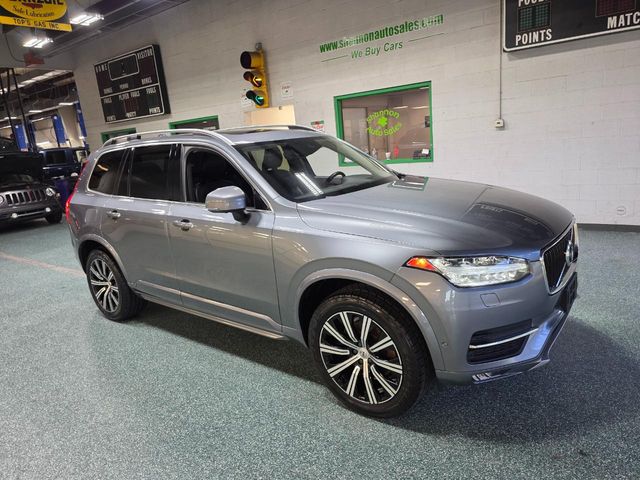 2018 Volvo XC90 Momentum