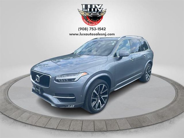 2018 Volvo XC90 Momentum