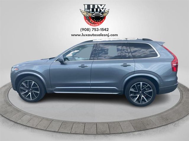 2018 Volvo XC90 Momentum