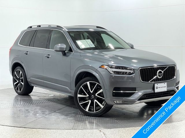 2018 Volvo XC90 Momentum