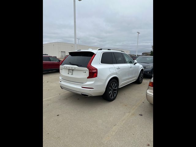 2018 Volvo XC90 Momentum