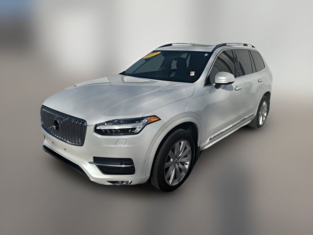 2018 Volvo XC90 Momentum