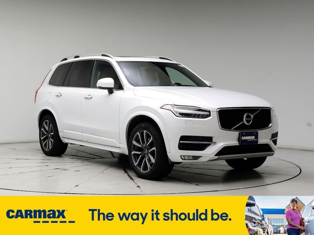 2018 Volvo XC90 Momentum