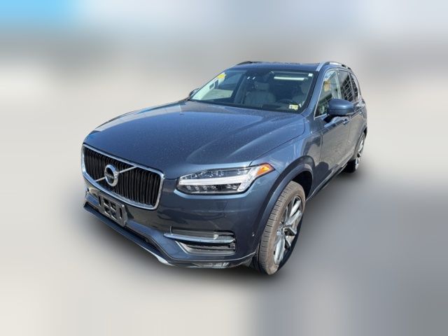 2018 Volvo XC90 Momentum