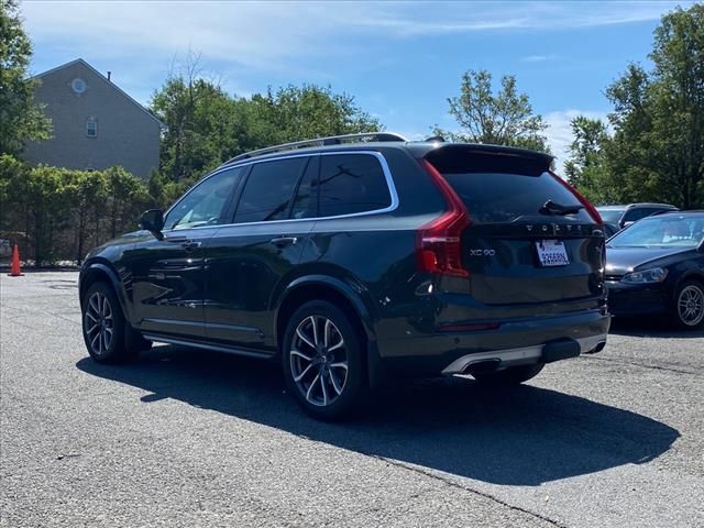 2018 Volvo XC90 Momentum