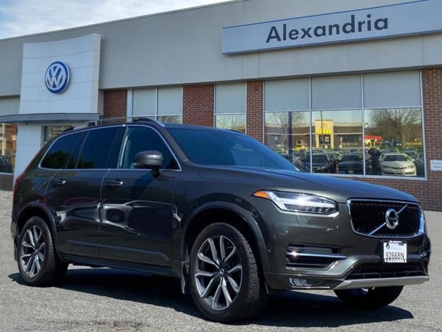 2018 Volvo XC90 Momentum