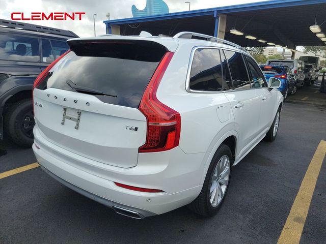 2018 Volvo XC90 Momentum