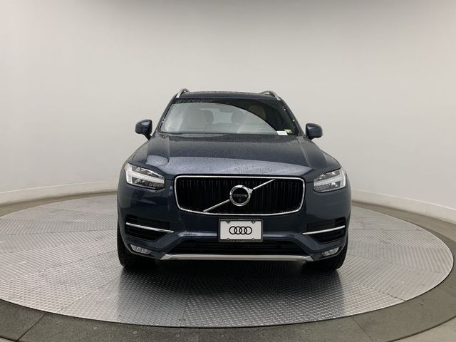 2018 Volvo XC90 Momentum