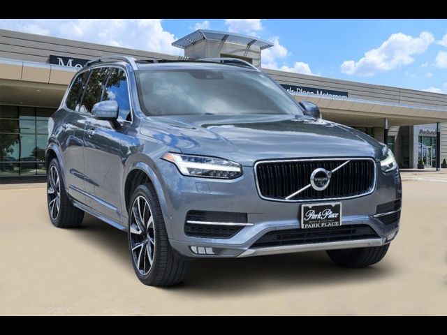 2018 Volvo XC90 Momentum