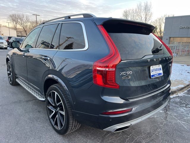 2018 Volvo XC90 Momentum