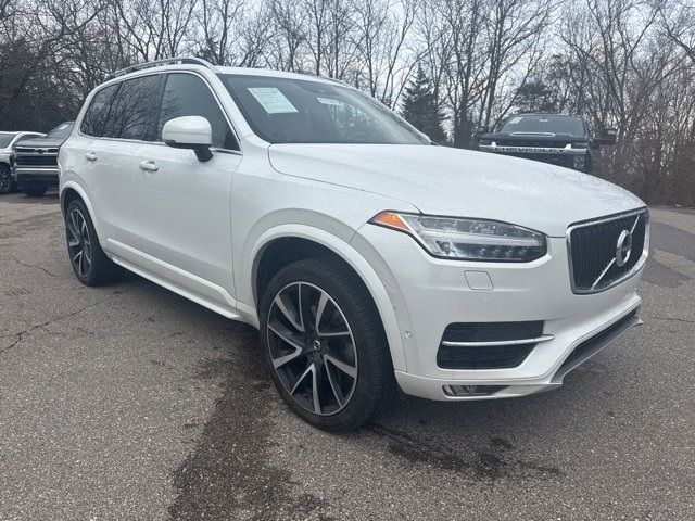 2018 Volvo XC90 Momentum