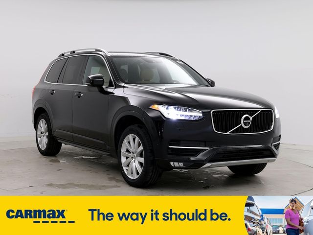 2018 Volvo XC90 Momentum