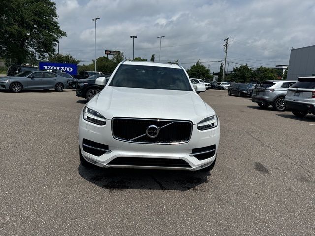 2018 Volvo XC90 Momentum