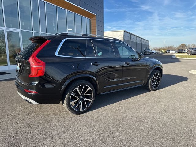 2018 Volvo XC90 Momentum