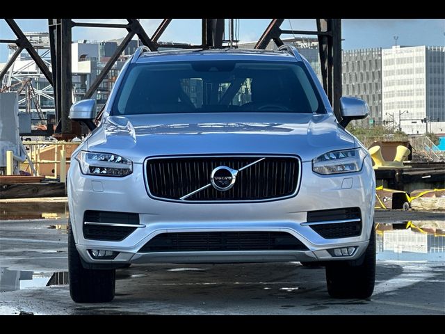2018 Volvo XC90 Momentum