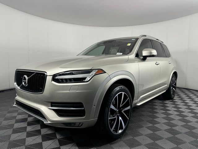 2018 Volvo XC90 Momentum