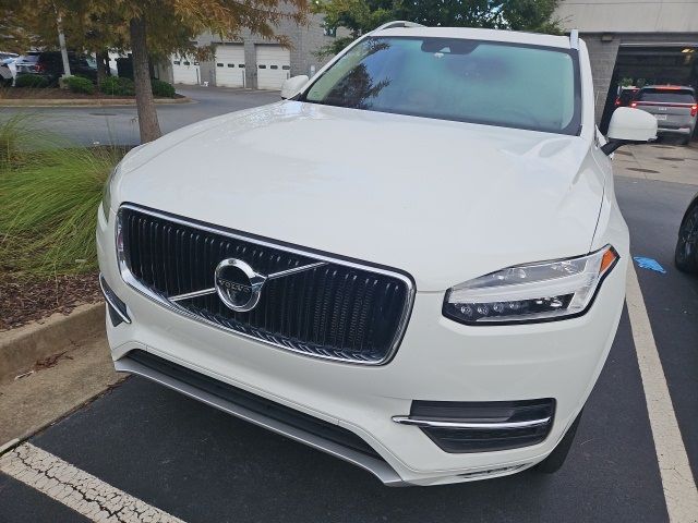 2018 Volvo XC90 Momentum