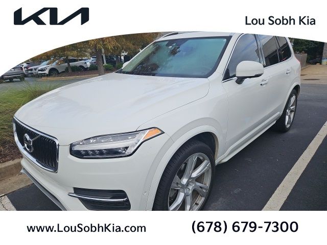 2018 Volvo XC90 Momentum