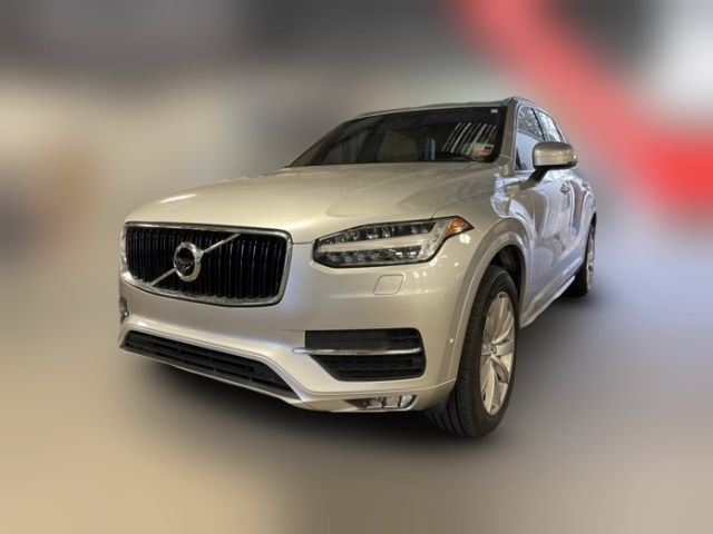 2018 Volvo XC90 Momentum