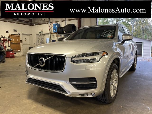 2018 Volvo XC90 Momentum