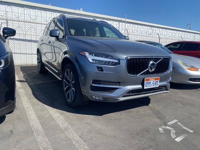 2018 Volvo XC90 Momentum