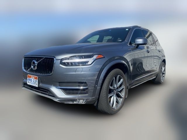 2018 Volvo XC90 Momentum