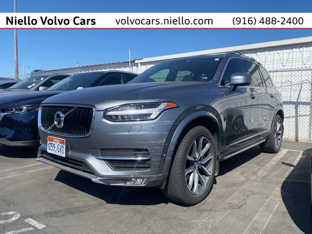 2018 Volvo XC90 Momentum