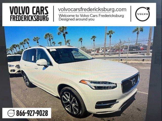 2018 Volvo XC90 Momentum