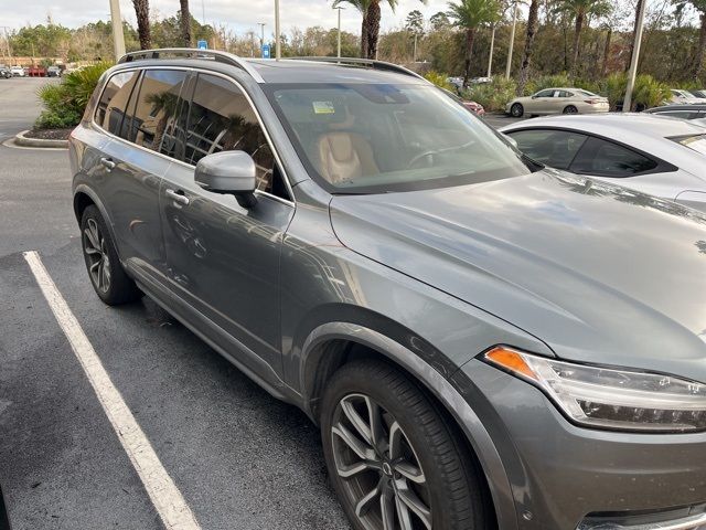 2018 Volvo XC90 Momentum