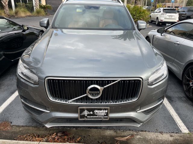 2018 Volvo XC90 Momentum