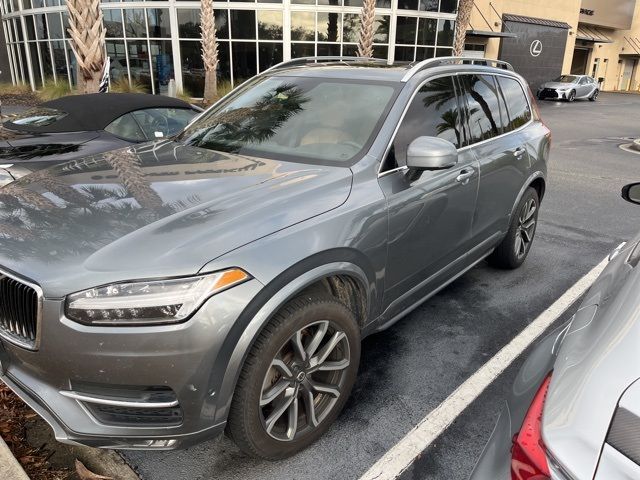 2018 Volvo XC90 Momentum