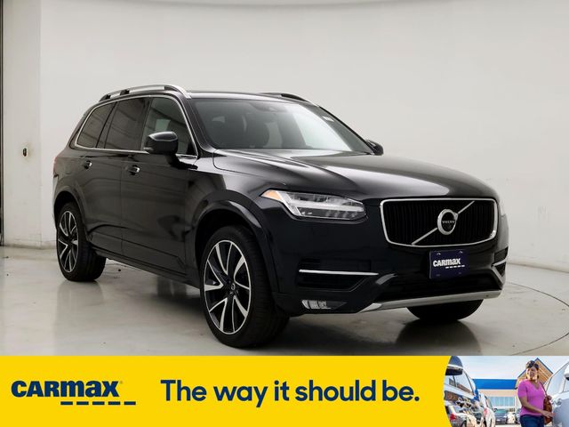 2018 Volvo XC90 Momentum