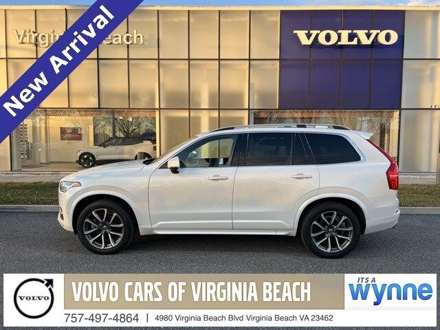 2018 Volvo XC90 Momentum