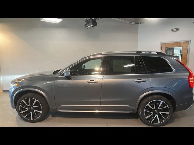 2018 Volvo XC90 Momentum