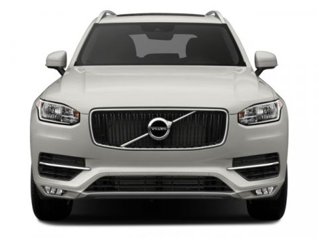 2018 Volvo XC90 Momentum
