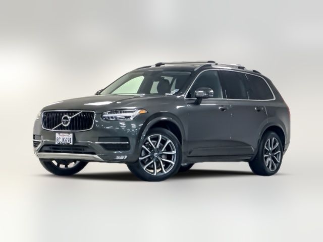 2018 Volvo XC90 Momentum