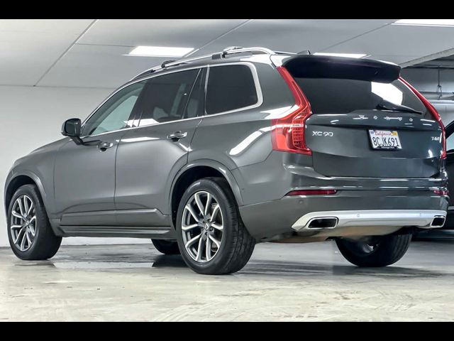 2018 Volvo XC90 Momentum