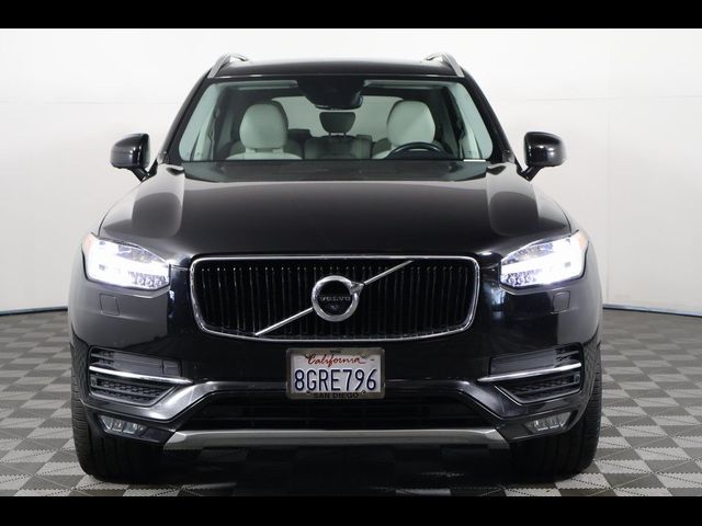 2018 Volvo XC90 Momentum