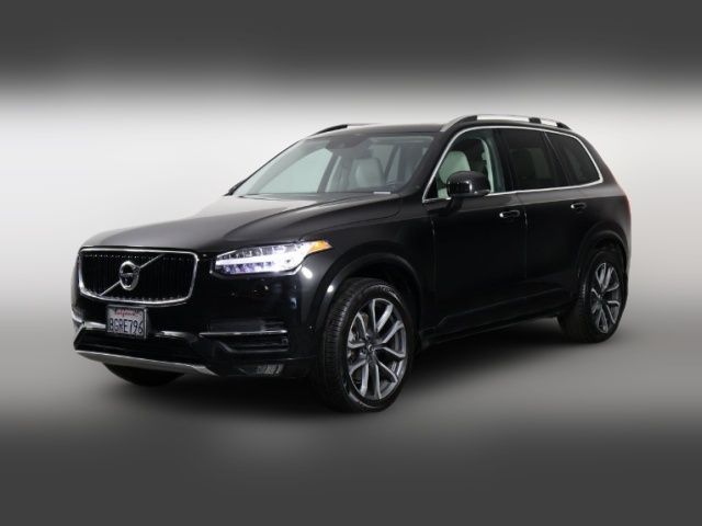 2018 Volvo XC90 Momentum