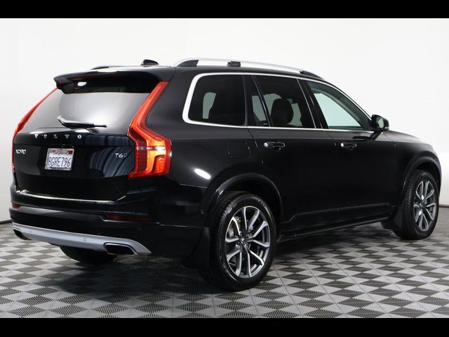 2018 Volvo XC90 Momentum