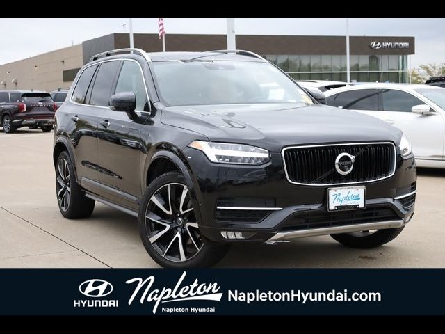 2018 Volvo XC90 Momentum